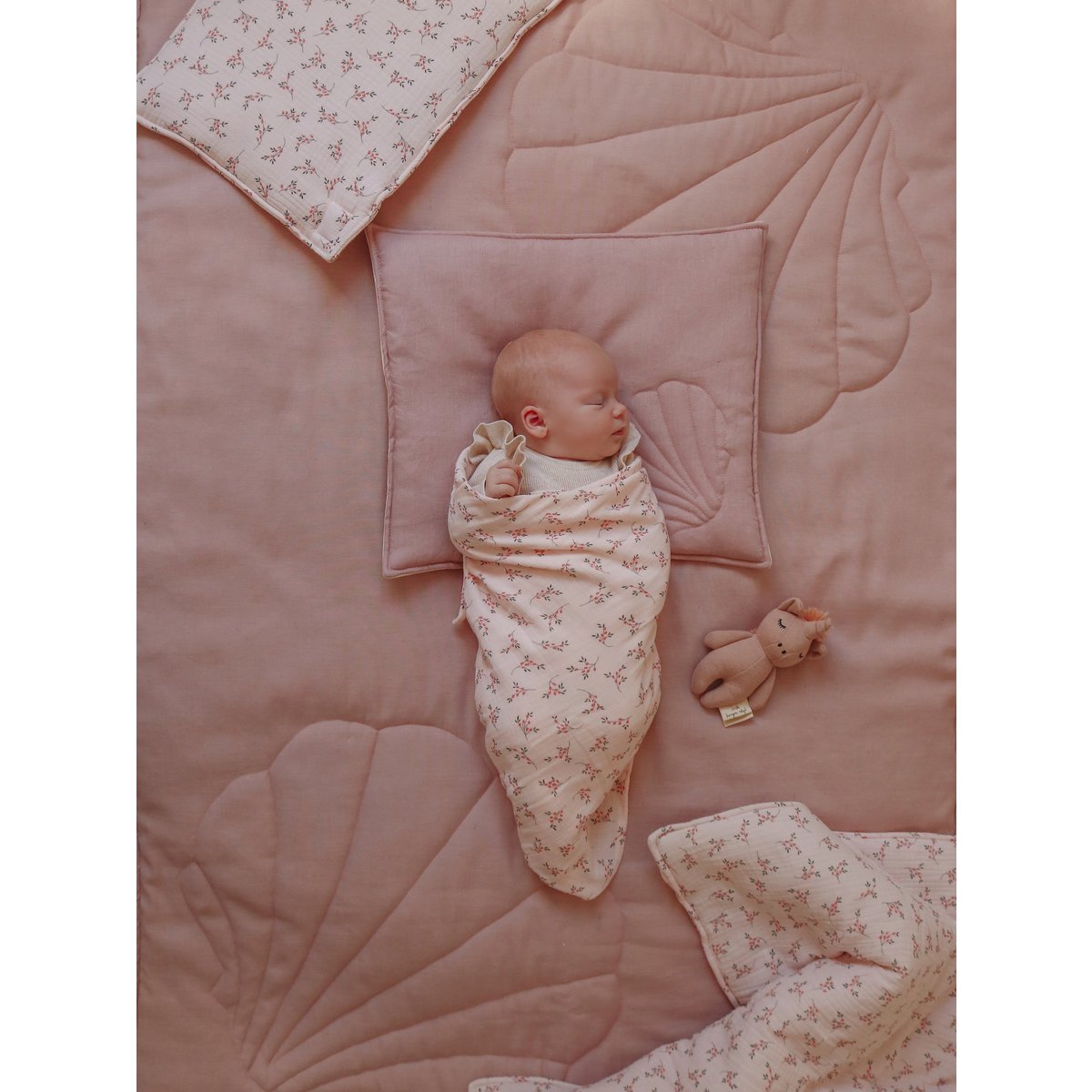 Linnen Junior Dekbedovertrek Schelppatroon 90x135cm - Powder Pink