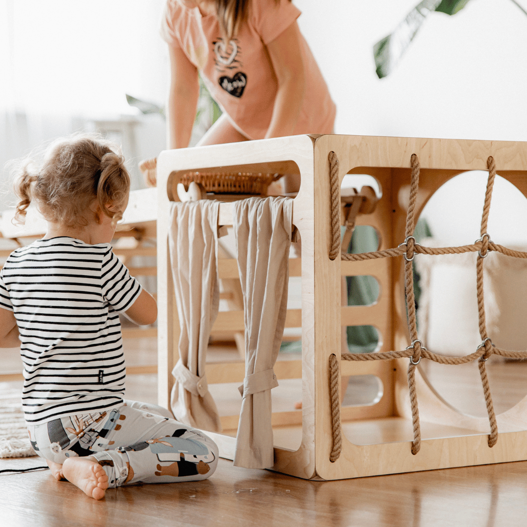 Multifunctionele Montessori Klimkubus met Glijbaan en Touwraam5