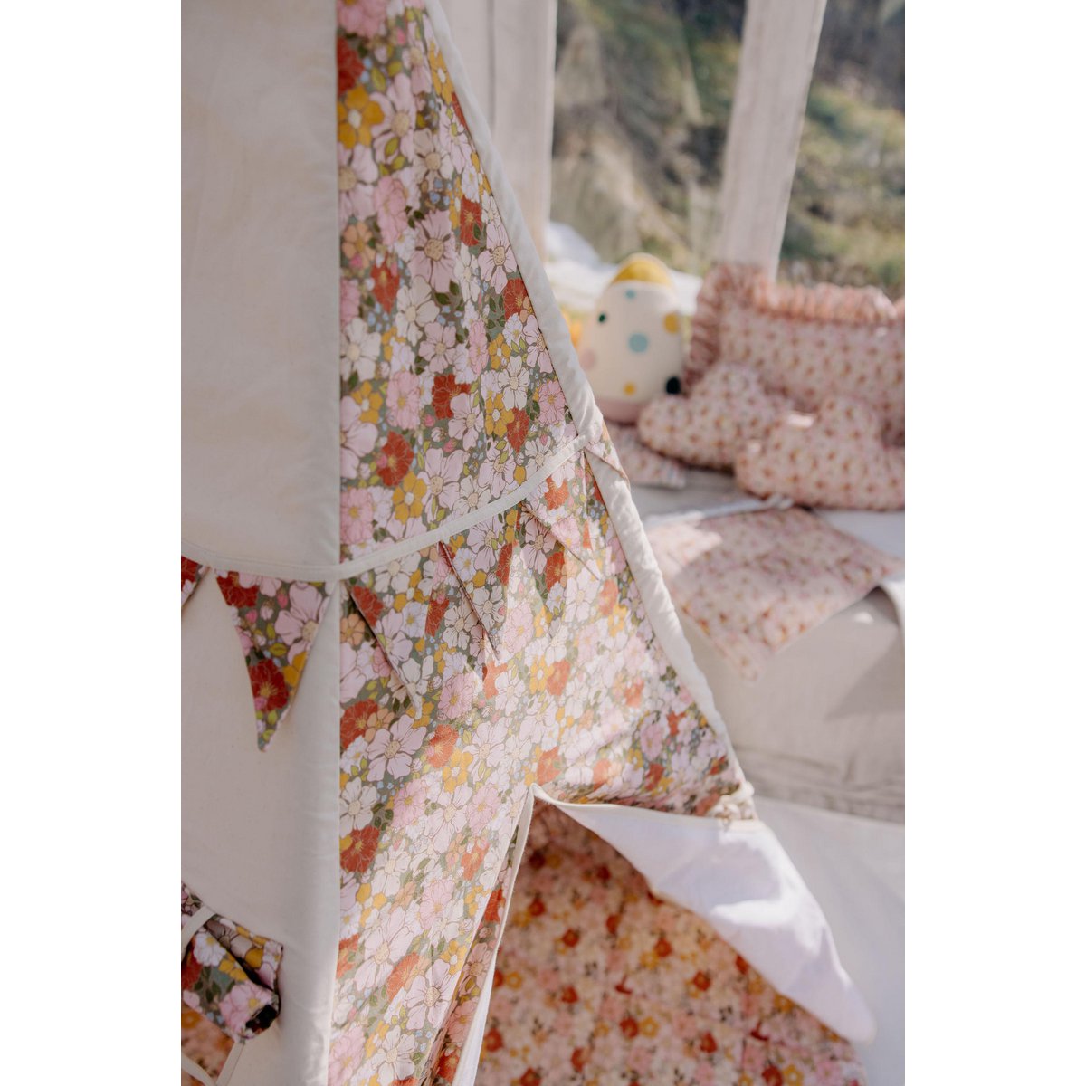 Zacht Fluwelen Kussen met Ruches - Pink Garden
