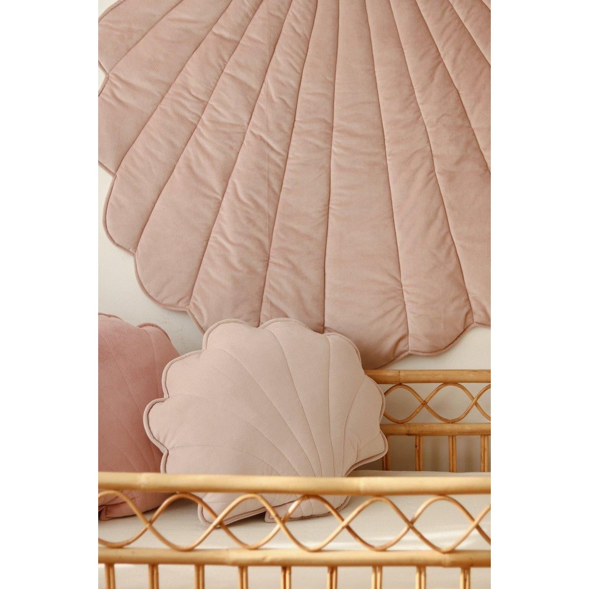 Fluwelen Schelp Vloerkleed - Poeder Roze