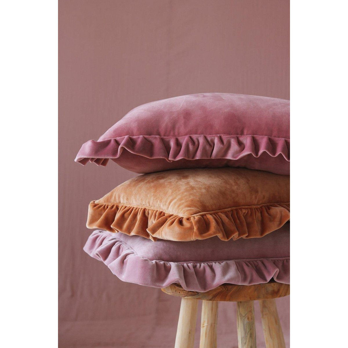 Zacht Fluwelen Kussen met Ruches - Licht Pastel Roze