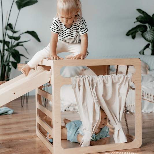 Multifunctionele Montessori Klimkubus met Glijbaan en Touwraam6