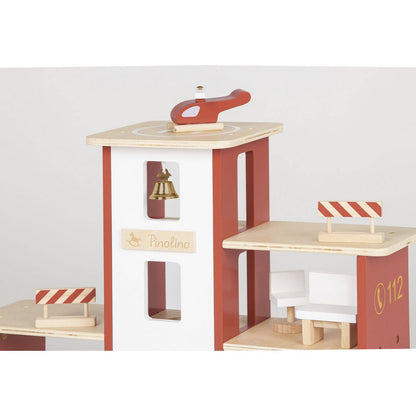Houten Brandweerkazerne Ben Inclusief Accessoires - Naturel/Rood/Wit