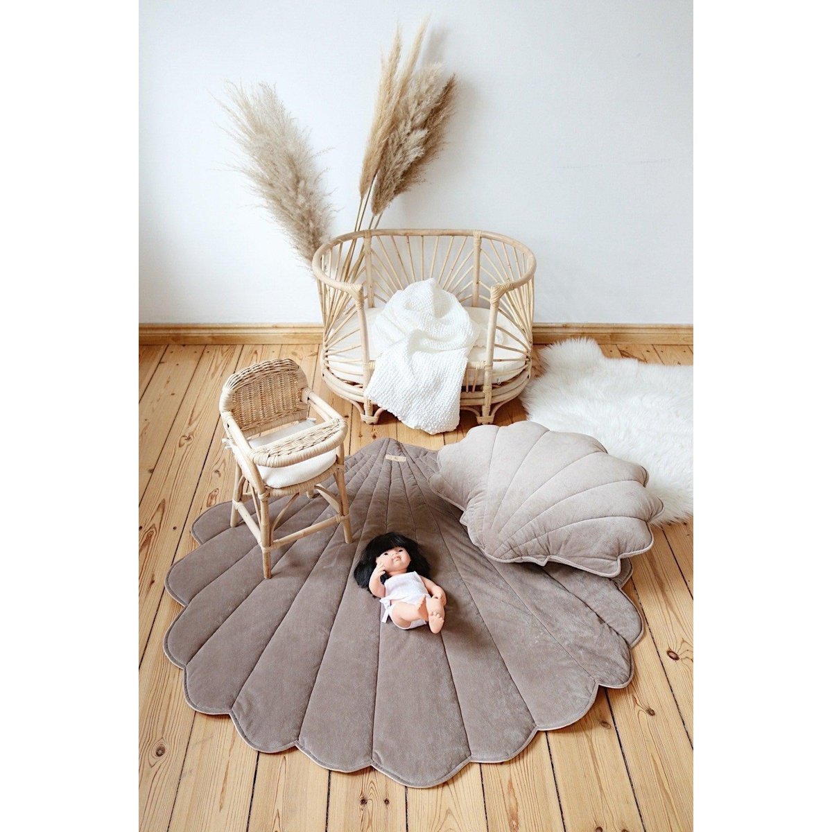 Fluwelen Schelp Vloerkleed - Donkerbeige